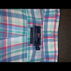 Vineyard Vines long sleeve button up, size medium